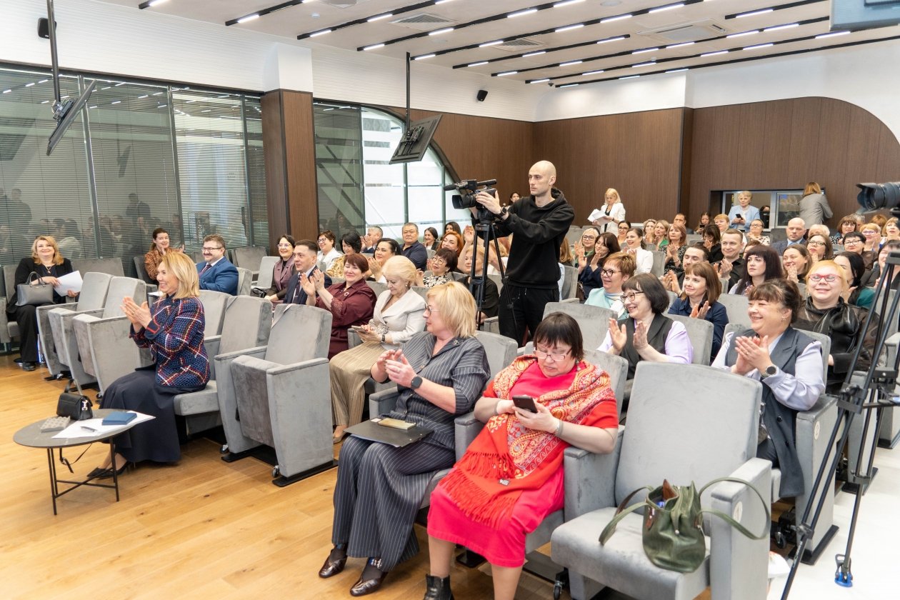 Правительство Магаданской области