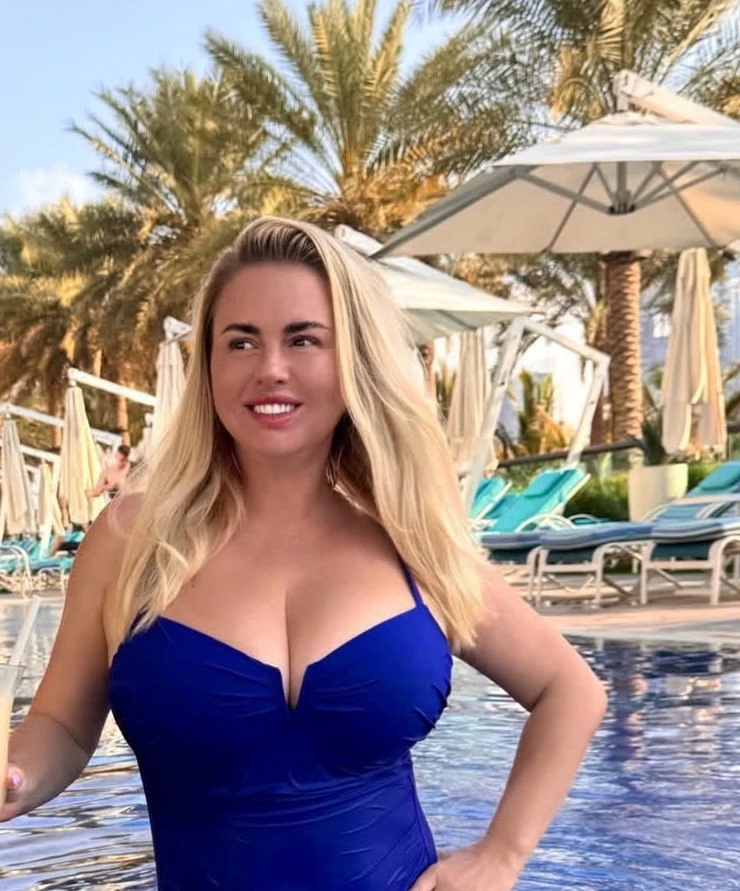 Анна Семенович соцсети певицы