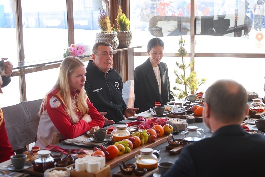 Встреча со спортсменами пресс-служба правительства Сахалинской области