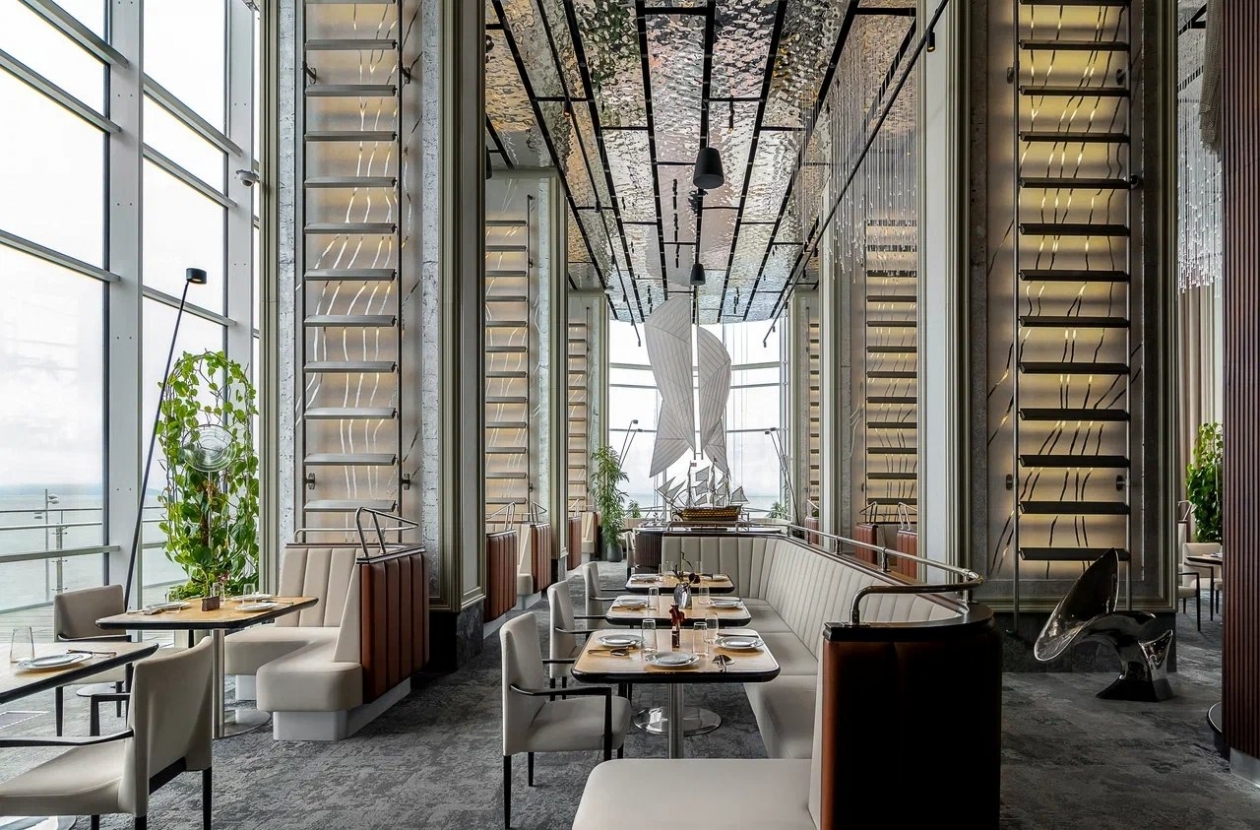 &quotБурный&quot: Ваша свадьба на борту круизного лайнера в сердце Владивостока АО МФК БУРНЫЙ