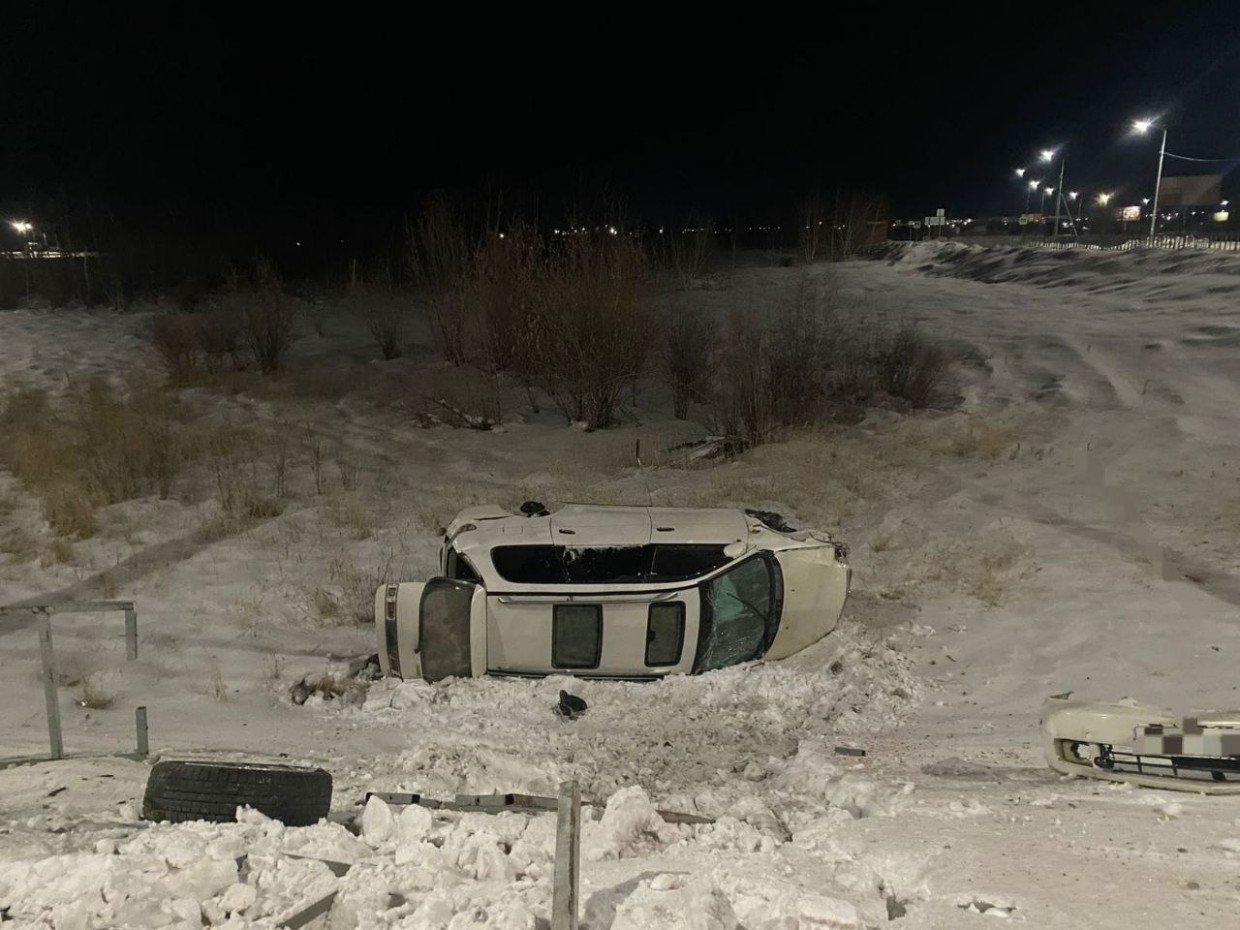 На трассе в Якутии на машине перевернулся пьяный 16-летний водитель Госавтоинспекция