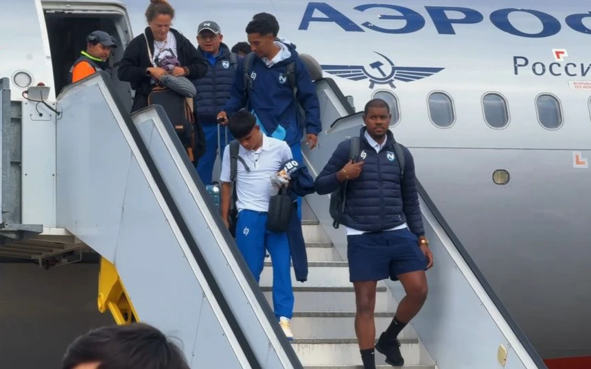 В Краснодаре футболистов Никарагуа встретили караваем и казачьей песней Пресс-служба аэропорта Краснодар