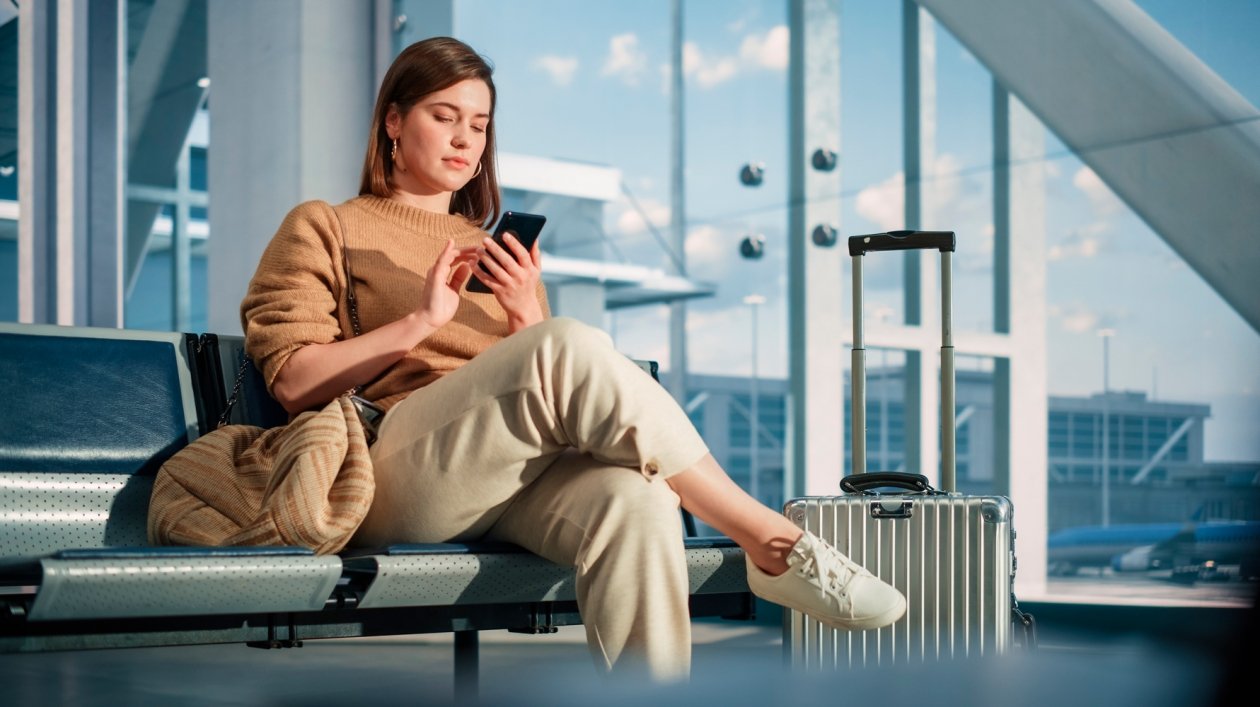 T2 отменила международный роуминг для звонков Shutterstock/автор Gorodenkoff