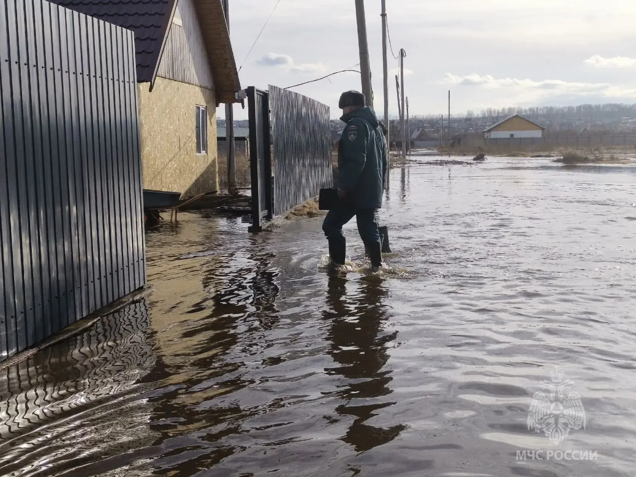 . пресс-служба ГУ МЧС России по Красноярскому краю