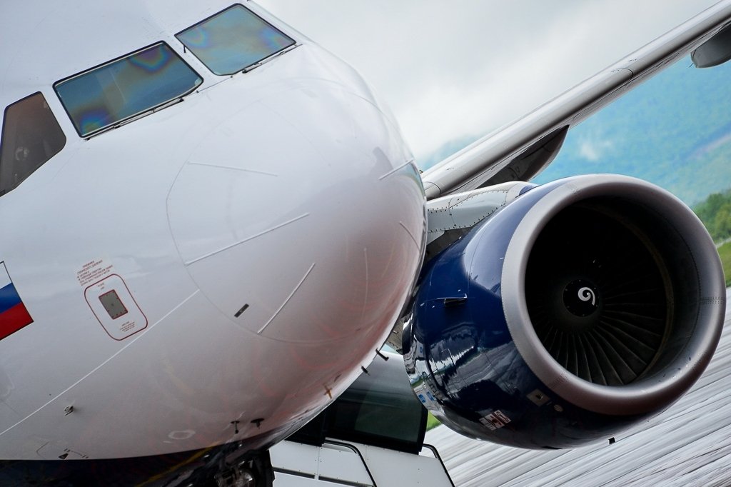 В аэропорту Иркутска прокомментировали отмену рейсов авиакомпании Azur Air Антон Балашов