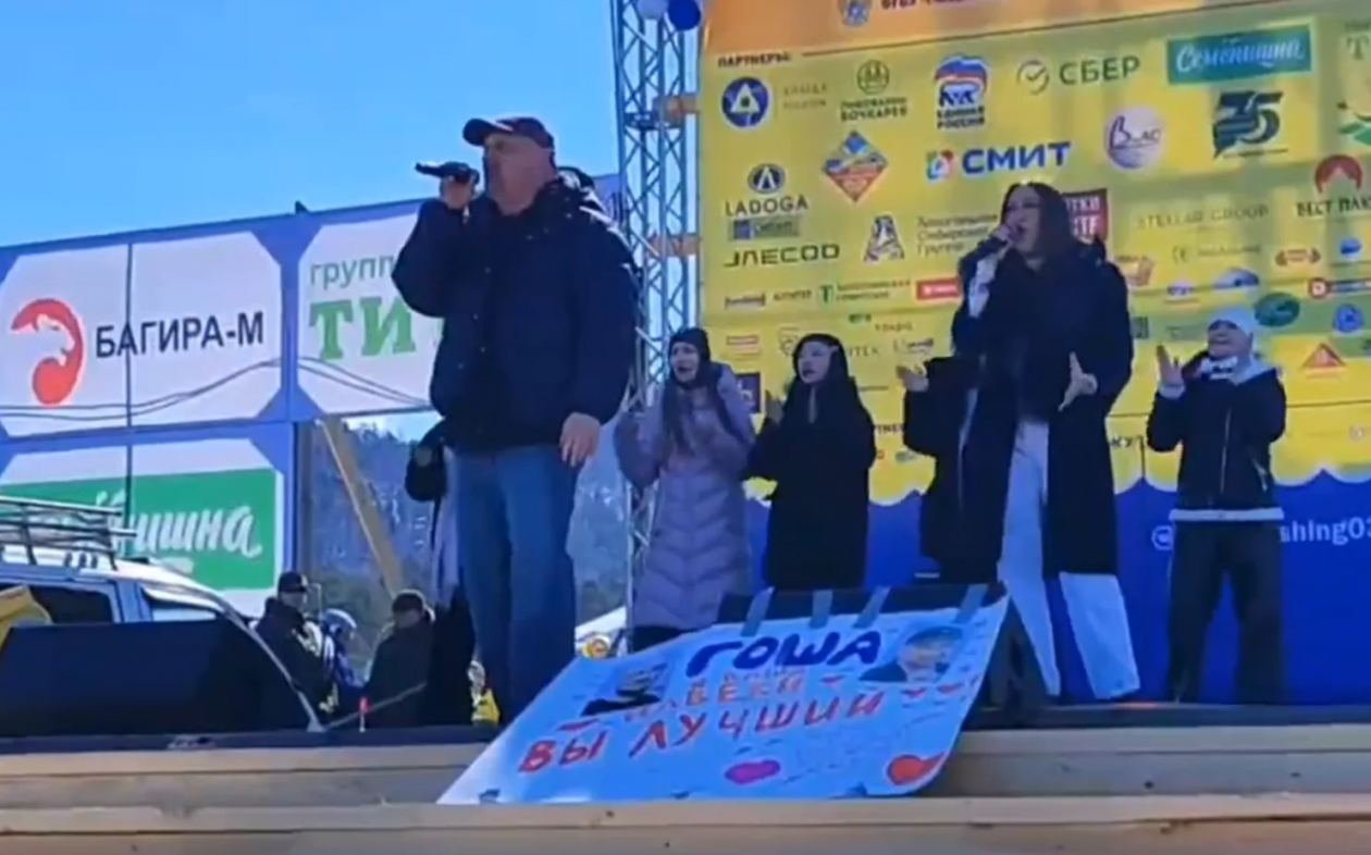 Актёр посетил фестиваль и прокомментировал скандальную акцию певца Shaman правительство Бурятии