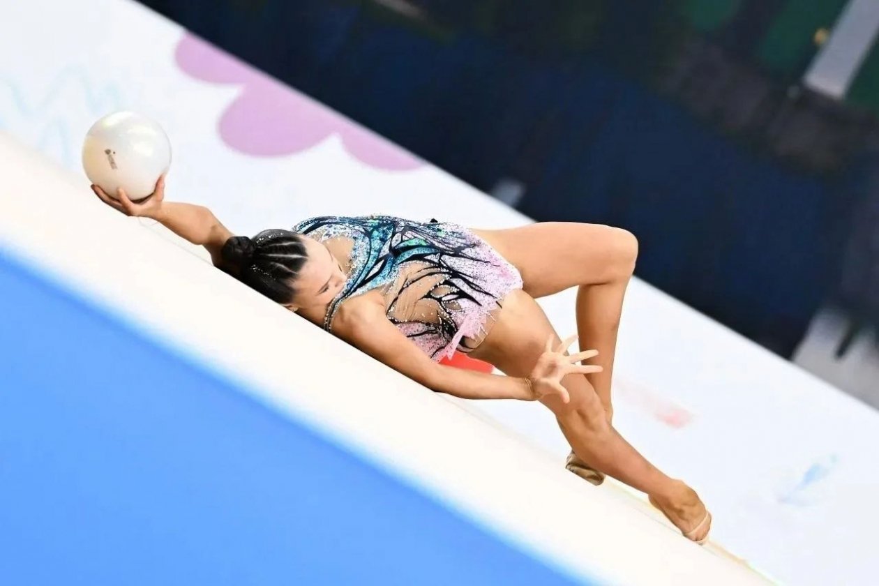 Кира Яблочникова на первенстве России по художественной гимнастике пресс-служба Федерации гимнастики России