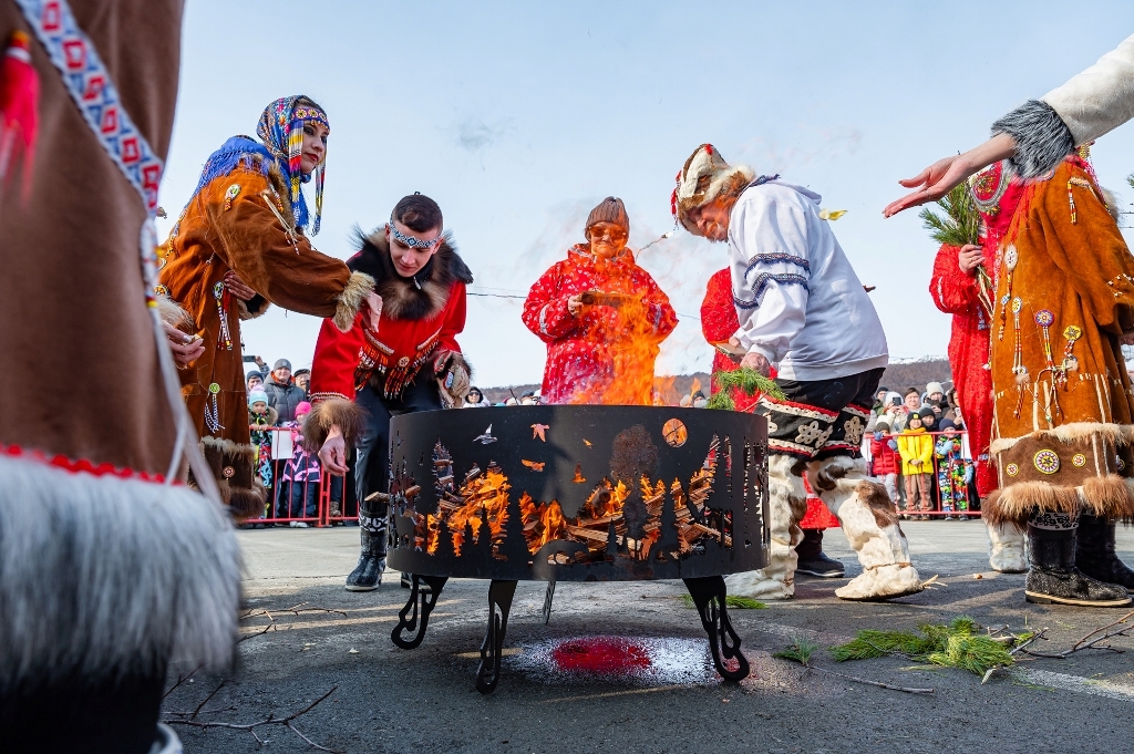 Пятый этнический фестиваль &quotДзялбу&quot прошел в Магадане Источник