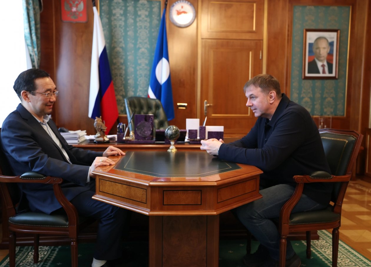 Глава Якутии встретился с директором ГАРДТ имени А.С. Пушкина Андрей Сорокин, ЯСИА