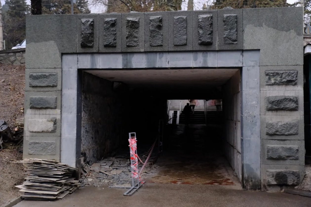 Ремонт переходов уже начался Соцсети Я. Павленко