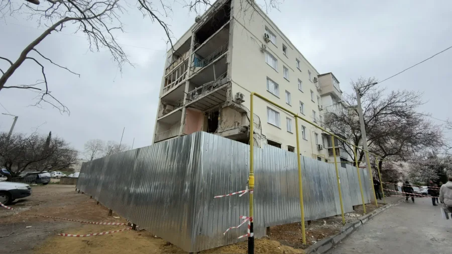 В городе работают над восстановлением зданий Правительство Севастополя