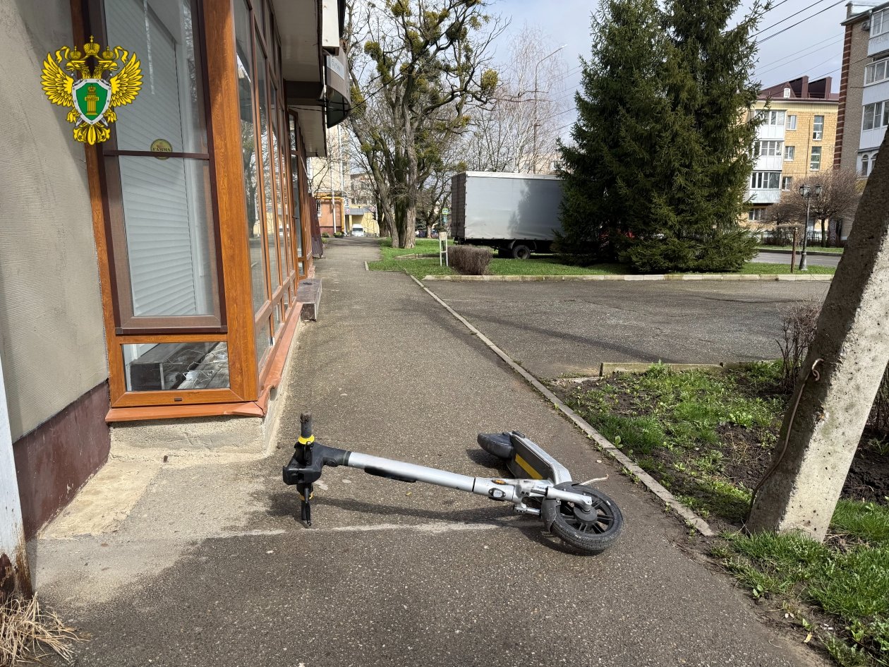 За самокаты, преграждающие путь инвалидам, наказали кикшеринги в Ставрополе пресс-служба прокуратуры Ставрополья