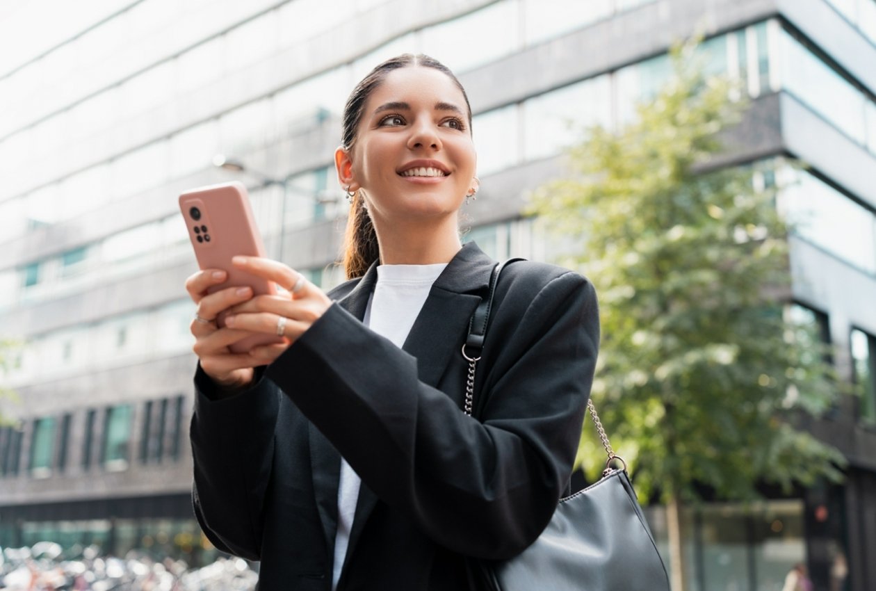 Т2 дарит ставропольцам полгода бесплатной связи при переходе со своим номером Shutterstock,  Andrei David Stock