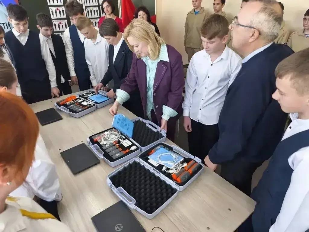 Тематическое фото telegram-канал &quotБудни министра&quot