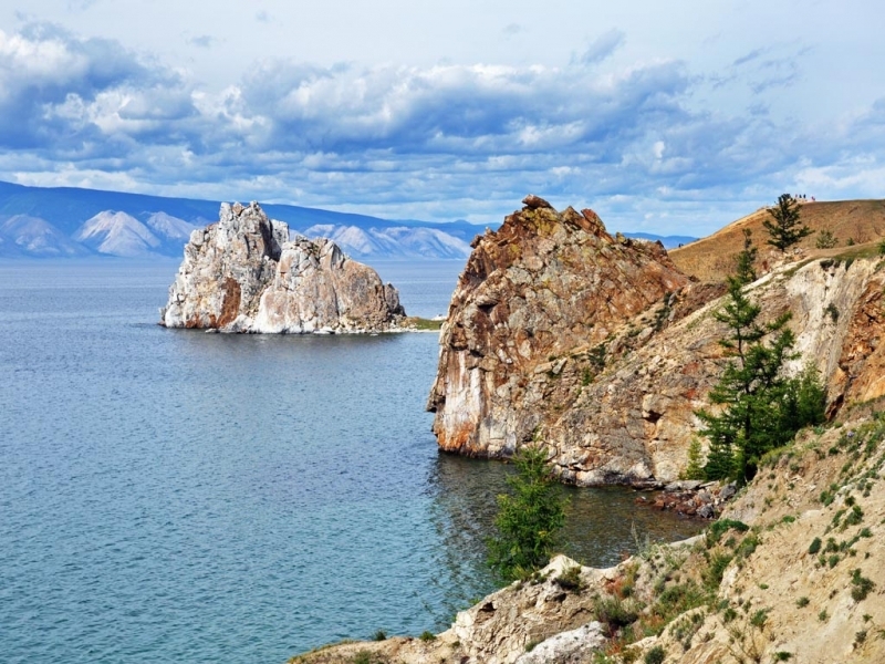 Власти Приангарья планируют создание первых официальных пляжей на Ольхоне Мария Оленникова, ИА IrkutskMedia