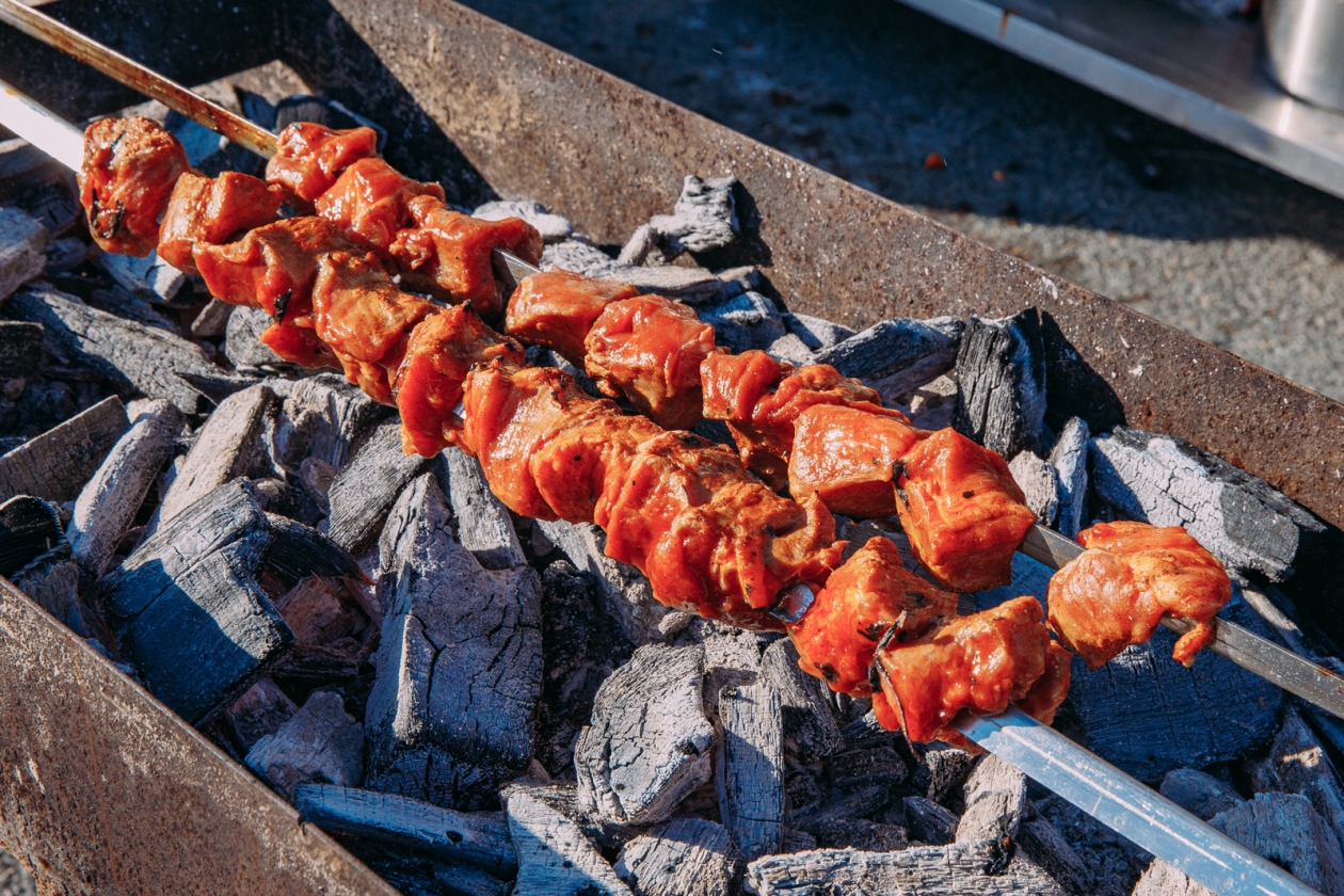 Эксперт напомнил, как пожарить шашлыки и не получить штраф Мария Смитюк, ИА PrimaMedia