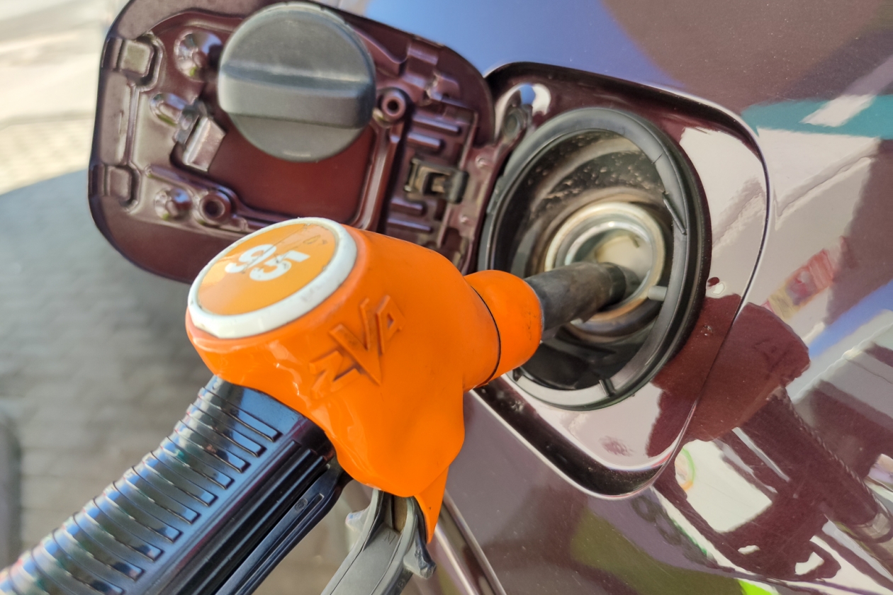 Продажа топлива подросткам в Иркутской области может обернуться штрафом до 50 тысяч рублей Илья Аверьянов, ИА PrimaMedia