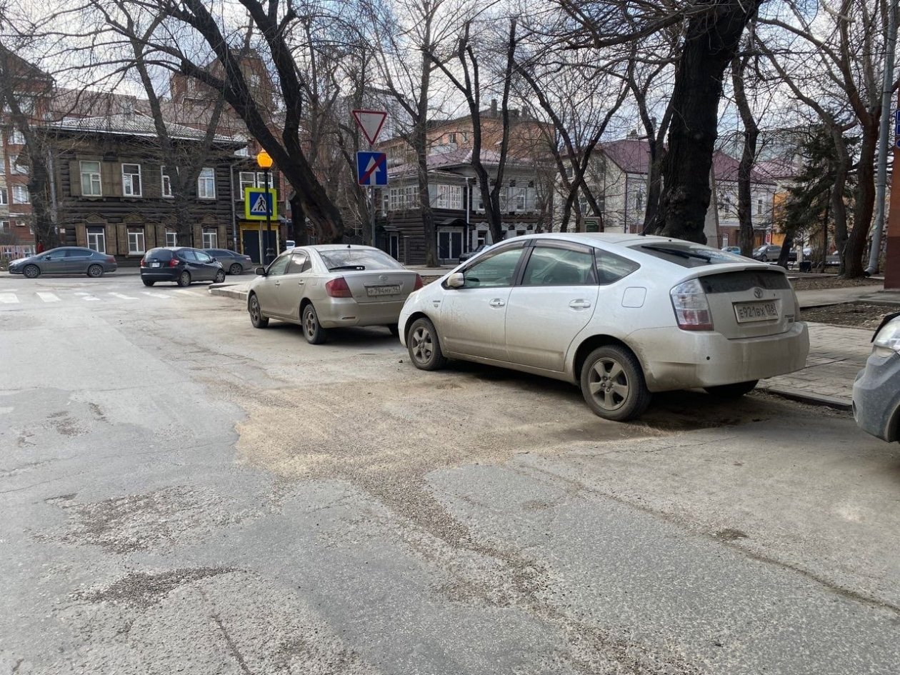 Более 150 участков дорог и тротуаров восстановлено после ремонта теплосетей в Иркутске Эн+