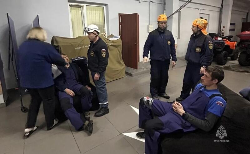 Фото с места событий ГУ МЧС России по Камчатскому краю