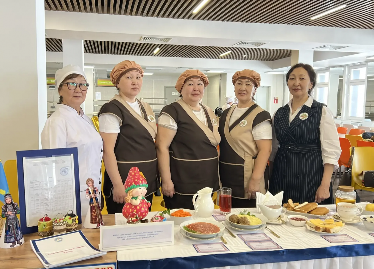 В Якутии стали известны лучшие школьные столовые Нюргуяна Хаптасова
