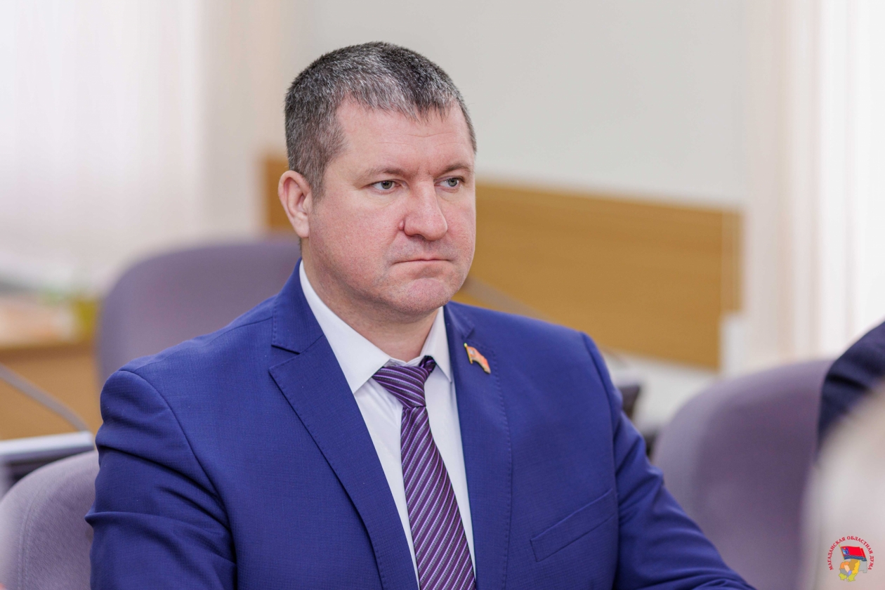 Сергей Христов обсудил актуальные вопросы с жителями Сусуманского и Тенькинского округов из социальных сетей Сергея Христова