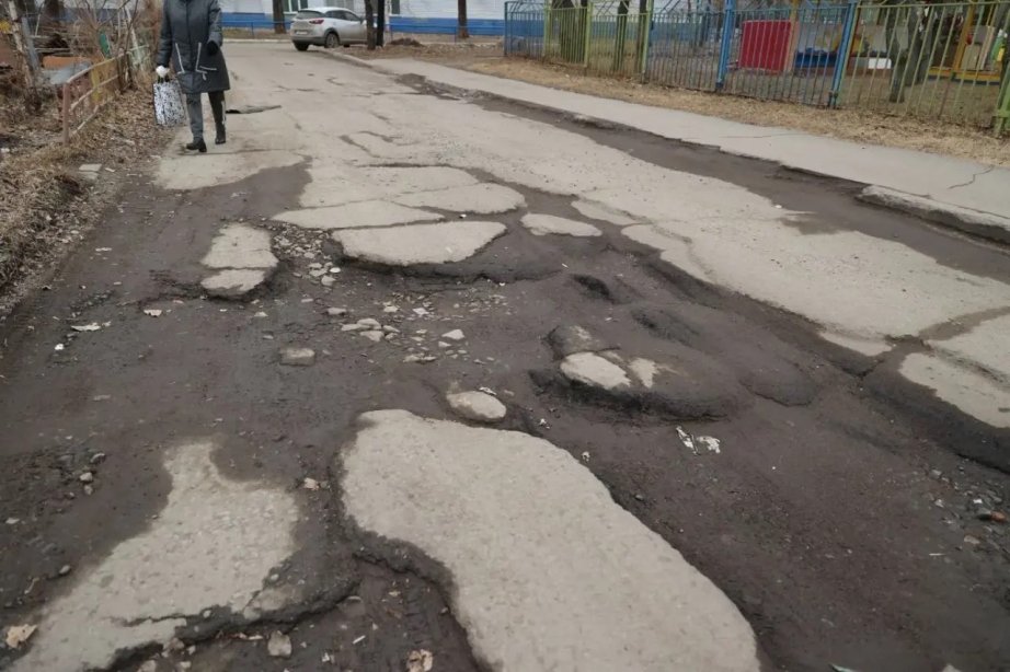 Дмитрий Демешин направит дополнительные средства на ремонт улиц Хабаровска Антон Шевченко