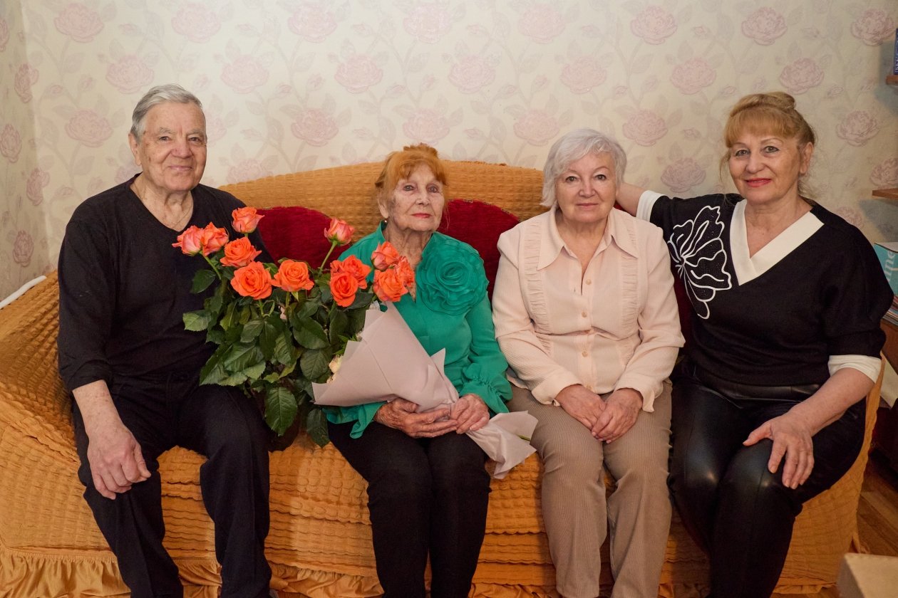 Поздравление ветерана в Южно-Сахалинске пресс-служба администрации Южно-Сахалинска