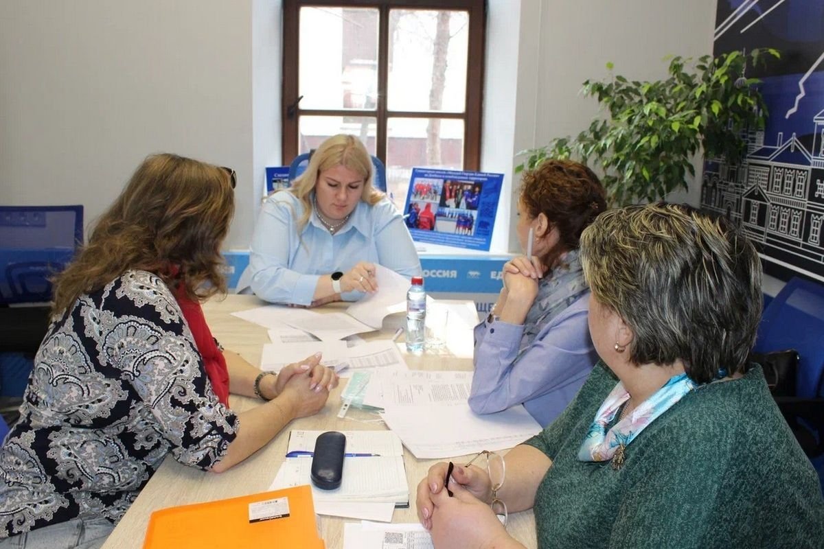 Перерасчёты &quotв плюс&quot за коммуналку волнуют жителей: итоги Недели ЖКХ в штабе ЕР Пресс-служба ИРО ЕР