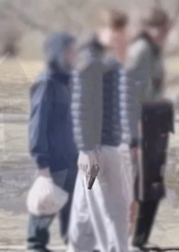 В Иркутске трое юношей размахивали похожим на пистолет предметом - их ищет полиция МВД по Иркутской области