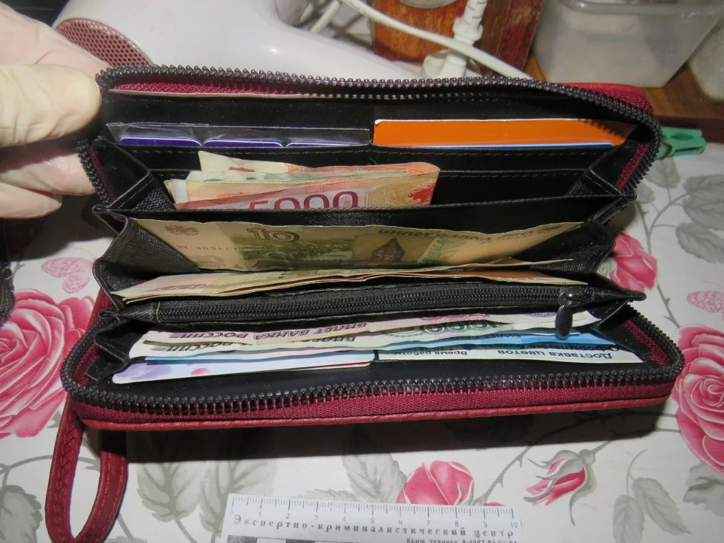 Деньги вернули владелице МВД Крыма