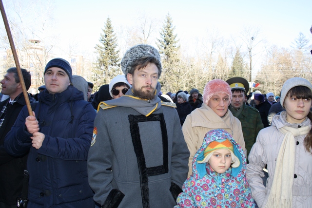 Митинг, посвященный Дню народного единства, прошел в Биробиджане, Фото с места события собственное