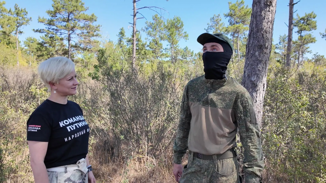 Бойцы поделились историями с общественниками Народный фронт Крыма