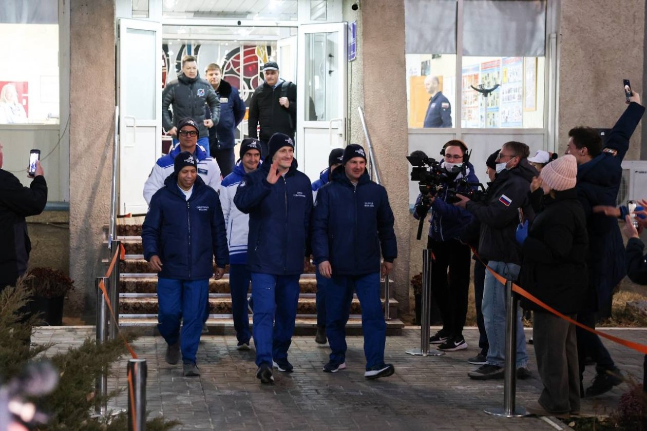 Из тг-канала (18+)