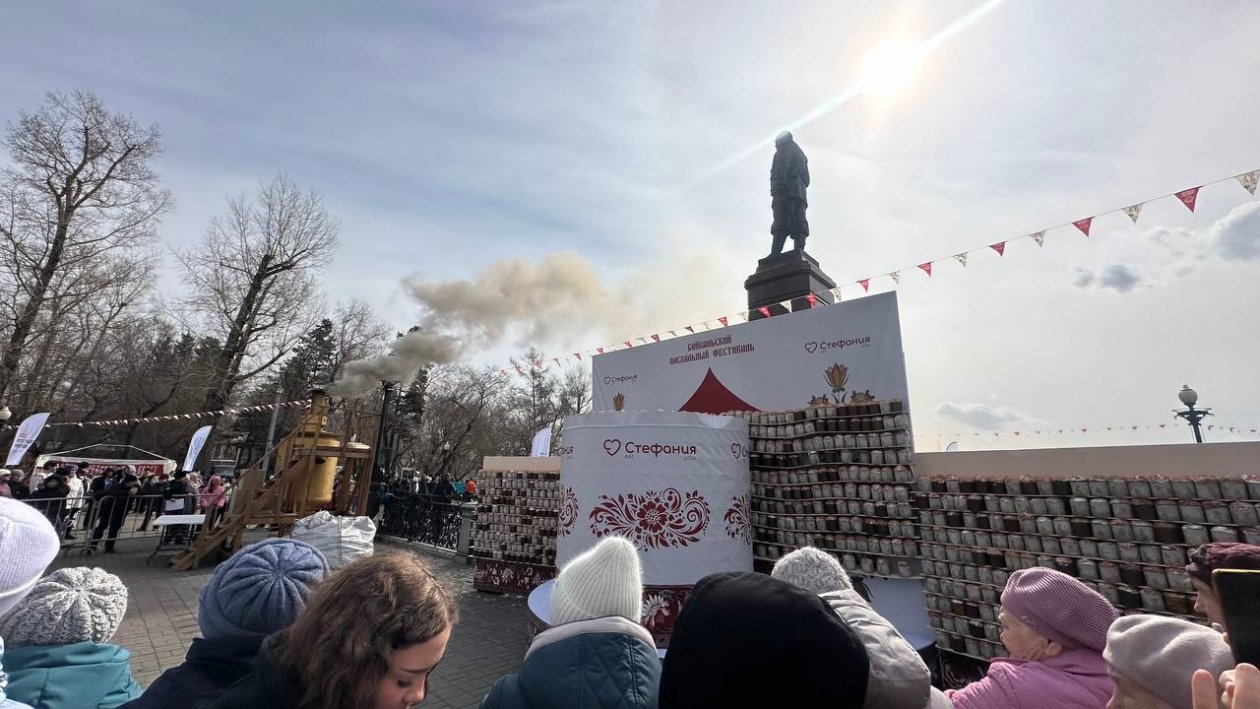 Пасху с большим размахом отмечают в Иркутске ИА IrkutskMedia