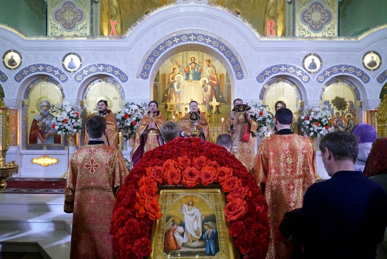 Пасха в Ставрополе в соборе святого равноапостольного князя Владимира Соцсети собора святого равноапостольного князя Владимира