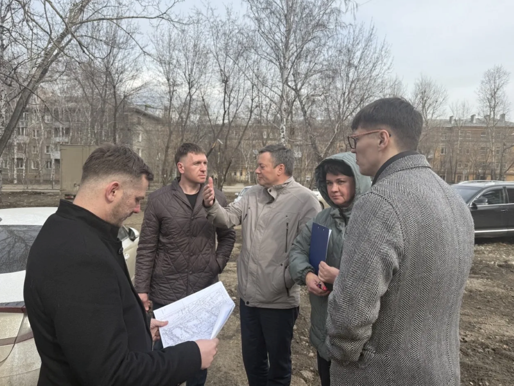 Депутат думы Иркутска обсудил с жителями благоустройство избирательного округа №17 Пресс-служба думы Иркутска