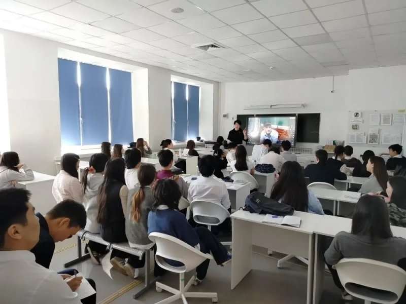 Полиция Якутии проводит лекции для молодежи в рамках акции &quotЧистое поколение&quot пресс-служба МВД по Якутии