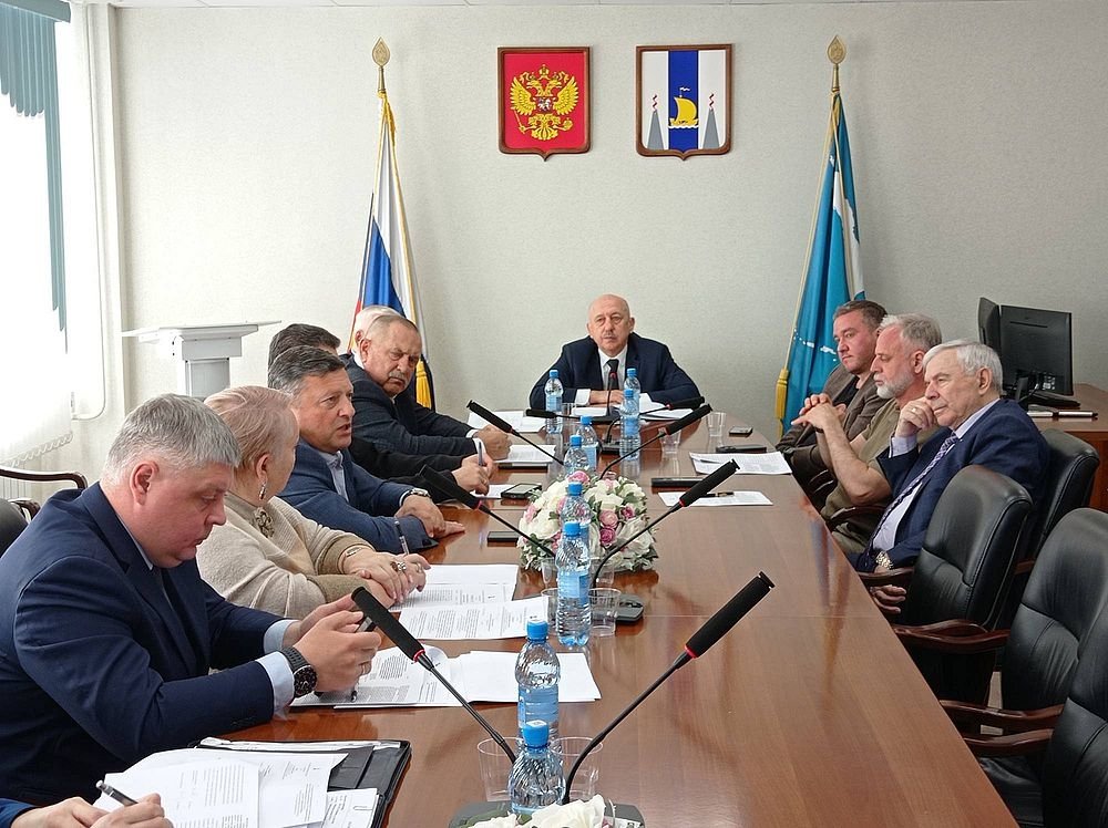 Заседание профильного комитета пресс-служба Сахалинской областной Думы