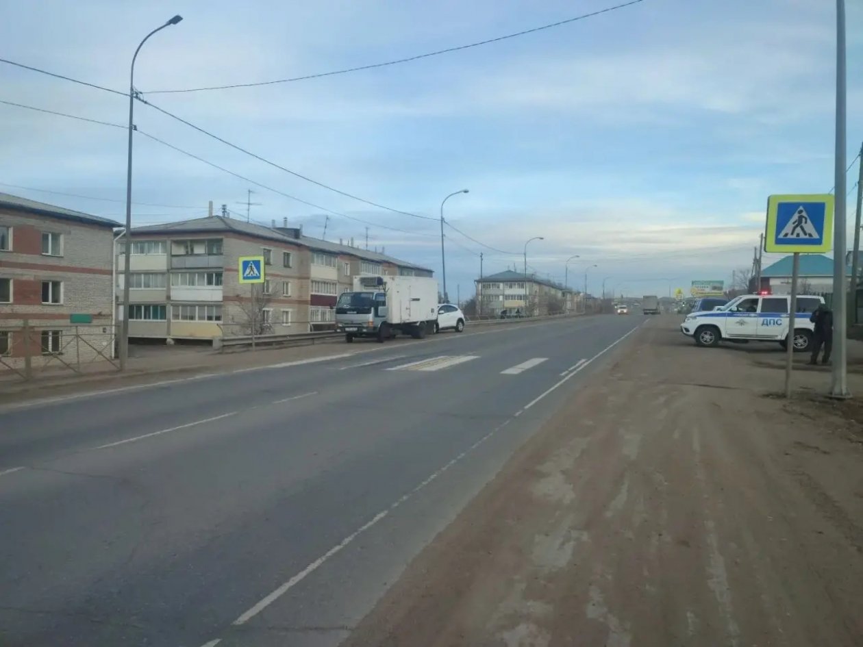 Грузовик сбил школьника в пригороде Улан-Удэ ГИБДД по Бурятии