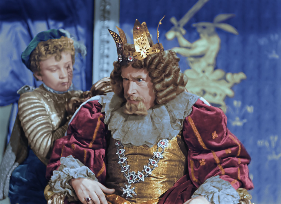 Тематическое фото Кадр из фильма &quotЗолушка&quot (0+), 1947 год