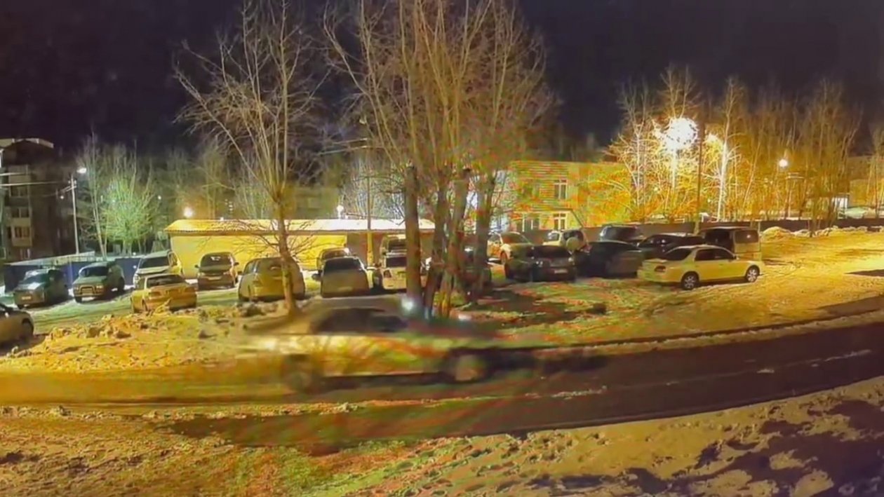 В Братске 19-летний угонщик разбил авто и сбежал с места ДТП Пресс-служба МУ МВД России &quotБратское&quot