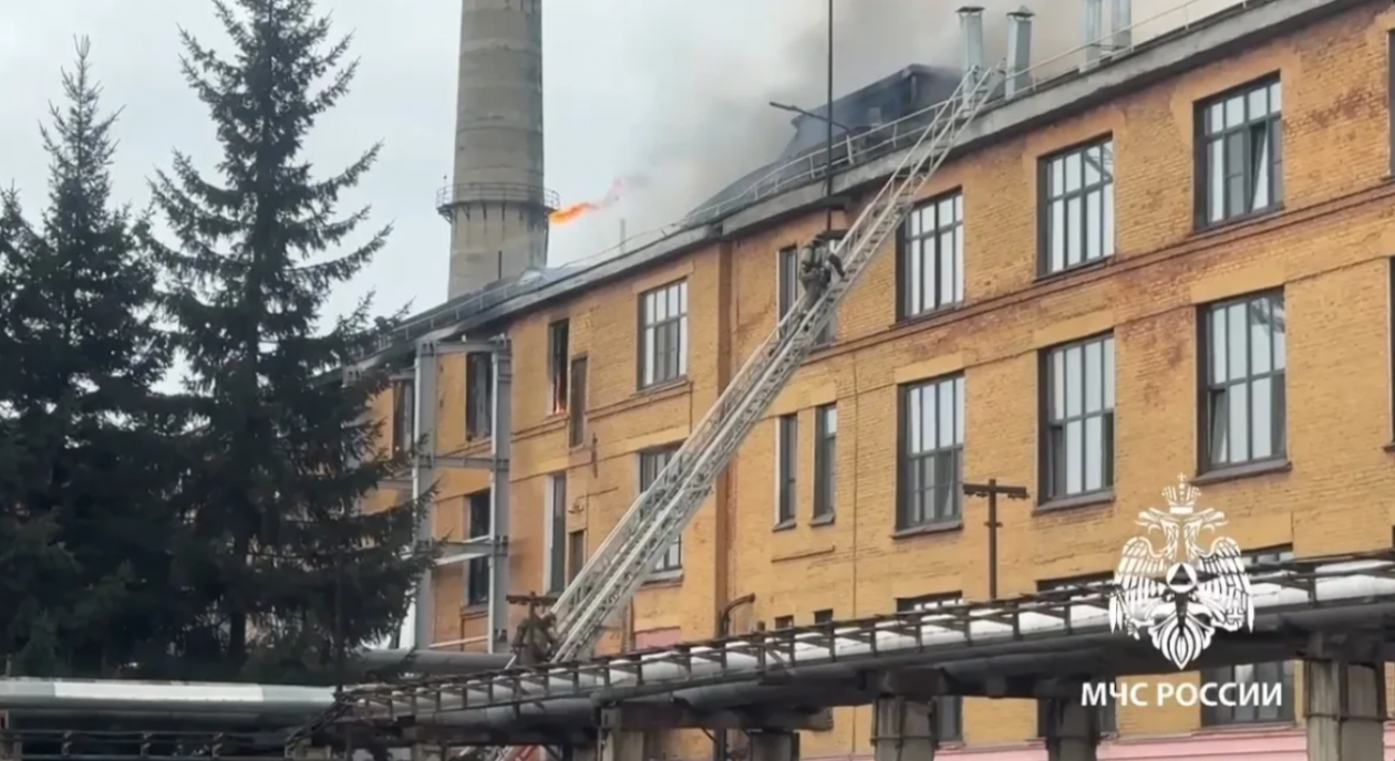 Горение зафиксировали на территории масложиркомбината в Иркутске Пресс-служба ГУ МЧС России по Иркутской области