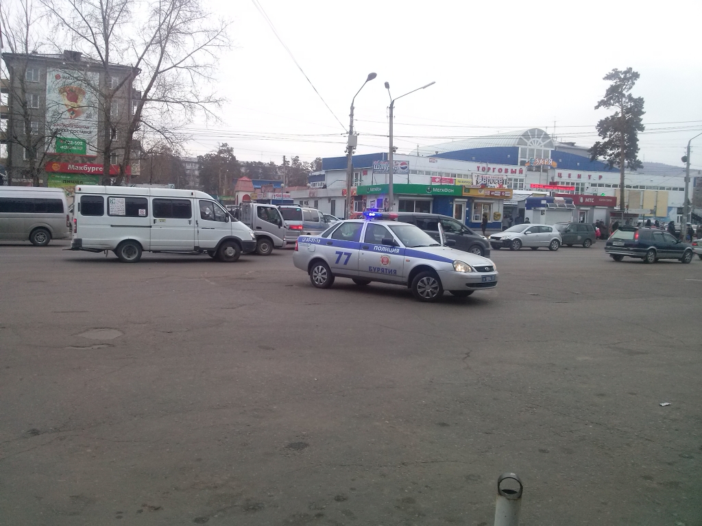 Торговый центр "заминировали" в Улан-Удэ, Фото с места события собственное