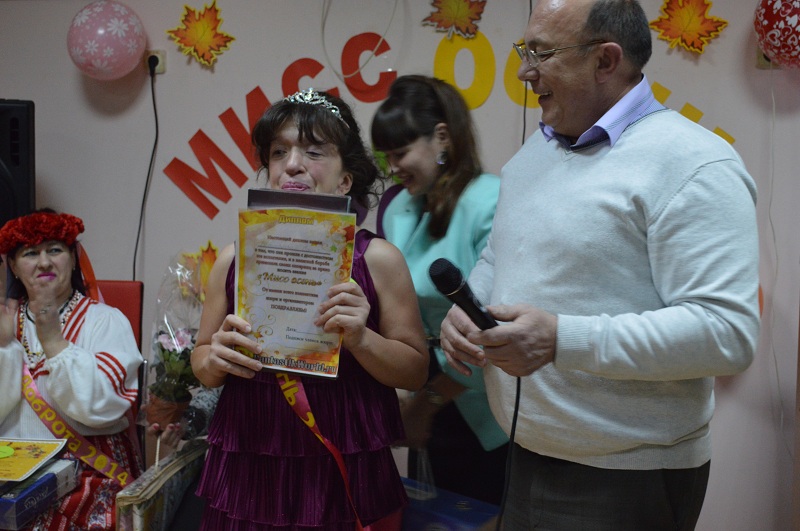 Победительница конкурса "Мисс осень 2014" Сания Фаттахова, Фото с места события собственное