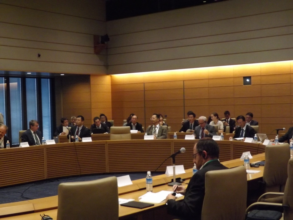 Международная встреча, Фото с места события собственное