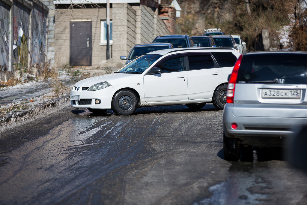 Некоторые водители разворачиваются, Фото с места события собственное
