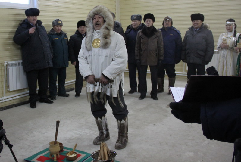 Новое здание пожарного депо открыли в селе Тит-Ары Хангаласского района Якутии, Фото с места события из других источников