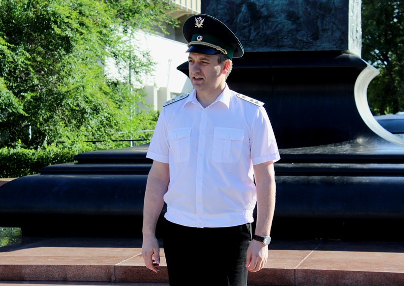 Жена и вещи остались в Хабаровске – Гобеев Анна Незнанова