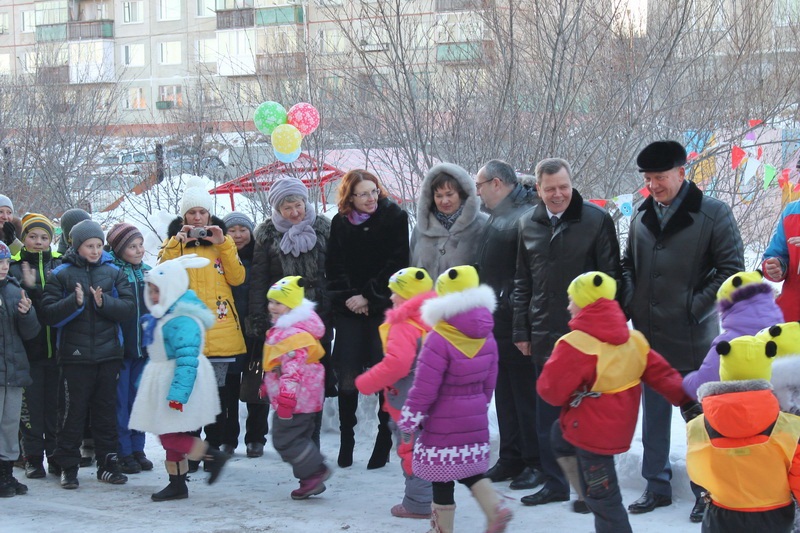 Трамплин для маленьких спортсменов открыли в Магадане, Фото с места события из других источников