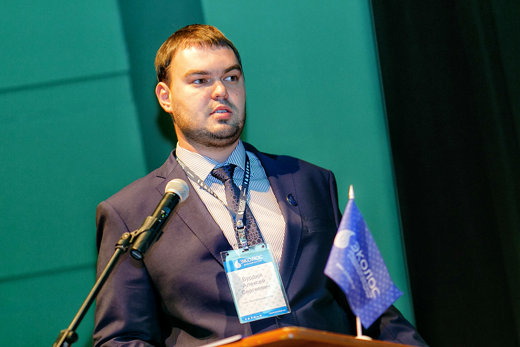 Генеральный директор компании "Эколос – Дальний Восток" Алексей Бурдюк в ходе церемонии открытия, Фото с места события собственное